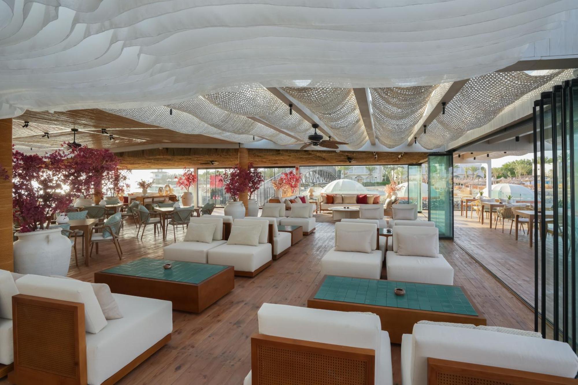 Desert Rose Resort Hurghada Exterior foto The interior of the restaurant